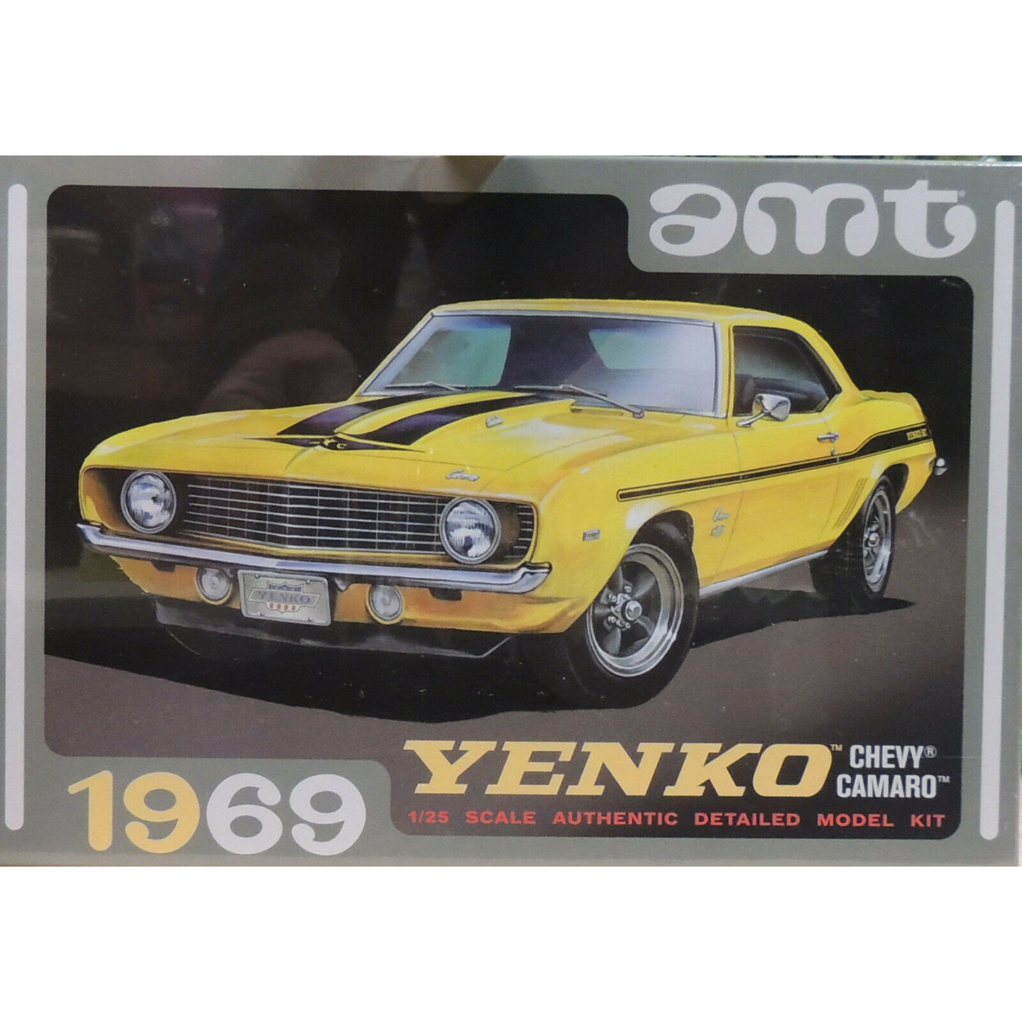 Maquette 1/25 Chevrolet Camaro AMT 1093 