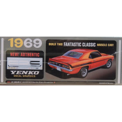 Maquette 1/25 Chevrolet Camaro AMT 1093 