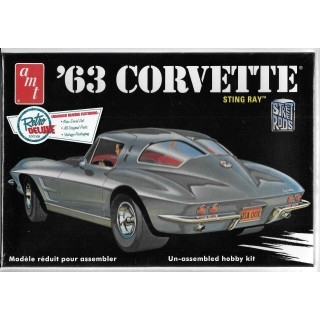 Maquette 1/25 Chevrolet Corvette AMT 861 