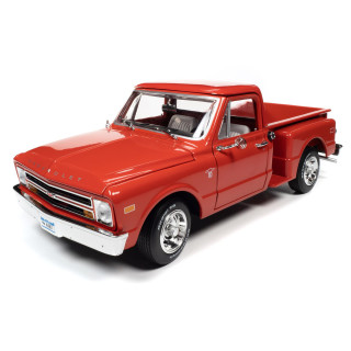 Miniature 1/18 Chevrolet C10 AUTO WORLD AW300 
